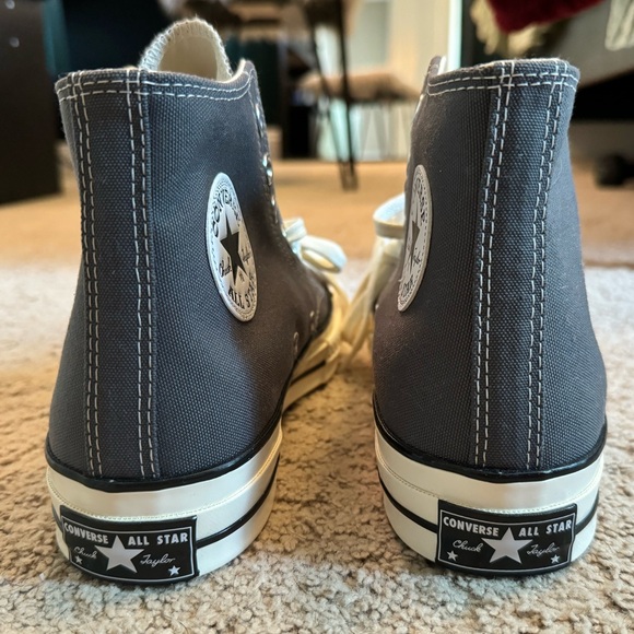 Grey high top converse - Picture 3 of 7